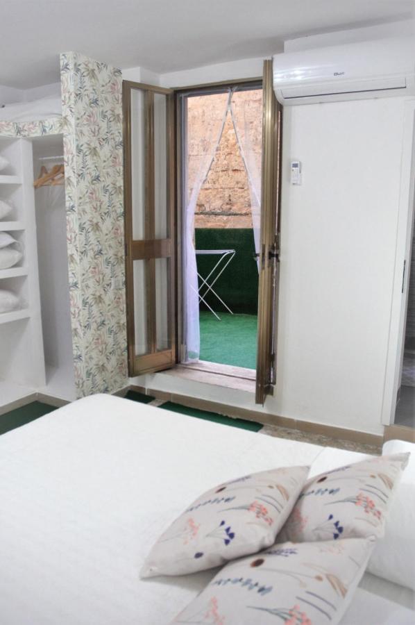 バーリEnry'S Houseアパートメント エクステリア 写真